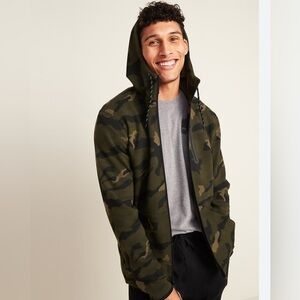 Old Navy Dynamic Fleece Zip Hoodie Size M Streetwear MilitaryCore Woodland Camo